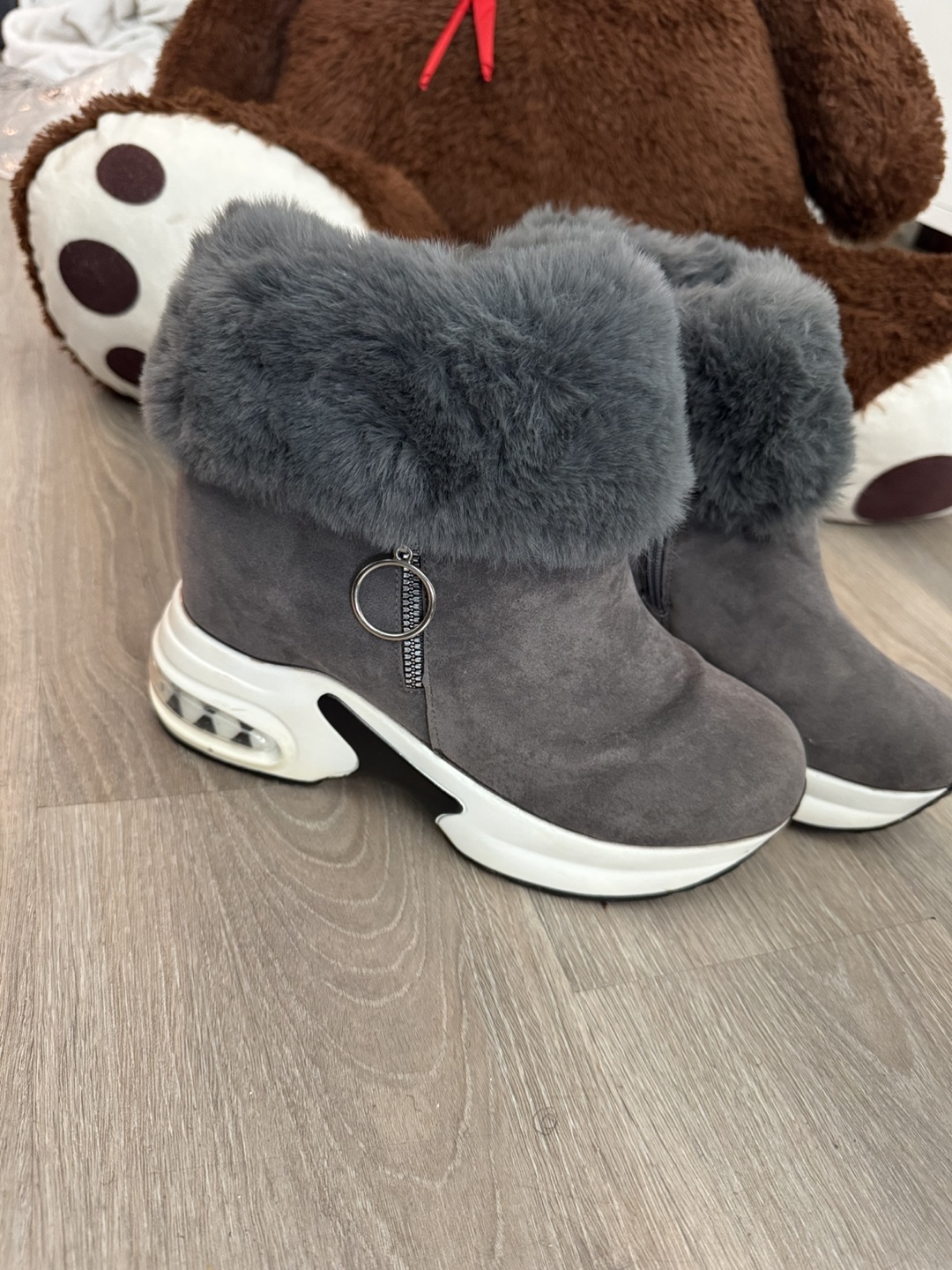 Women's Grey Faux Fur Lined Winter Boots Size 43 - photo 5