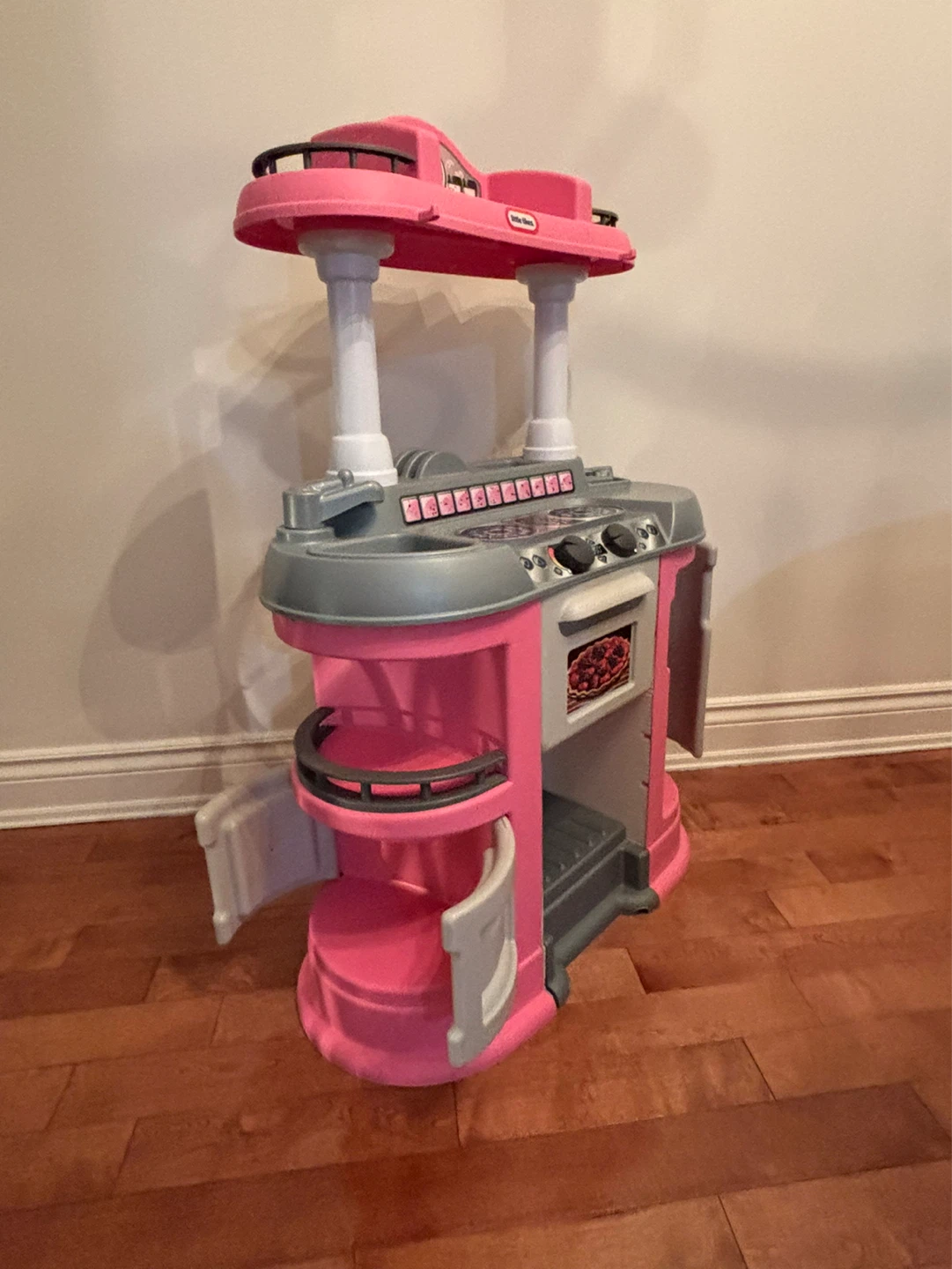 Little Tikes Pink Play Kitchen - photo 3