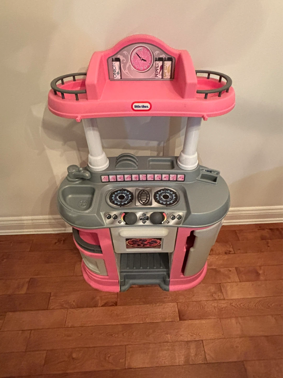 Little Tikes Pink Play Kitchen - photo 2