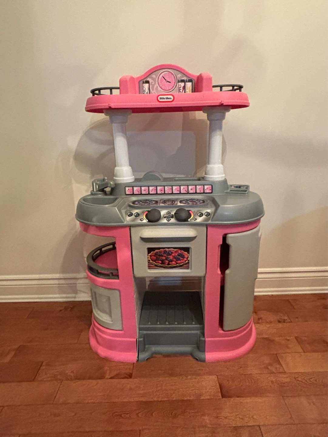 Little Tikes Pink Play Kitchen