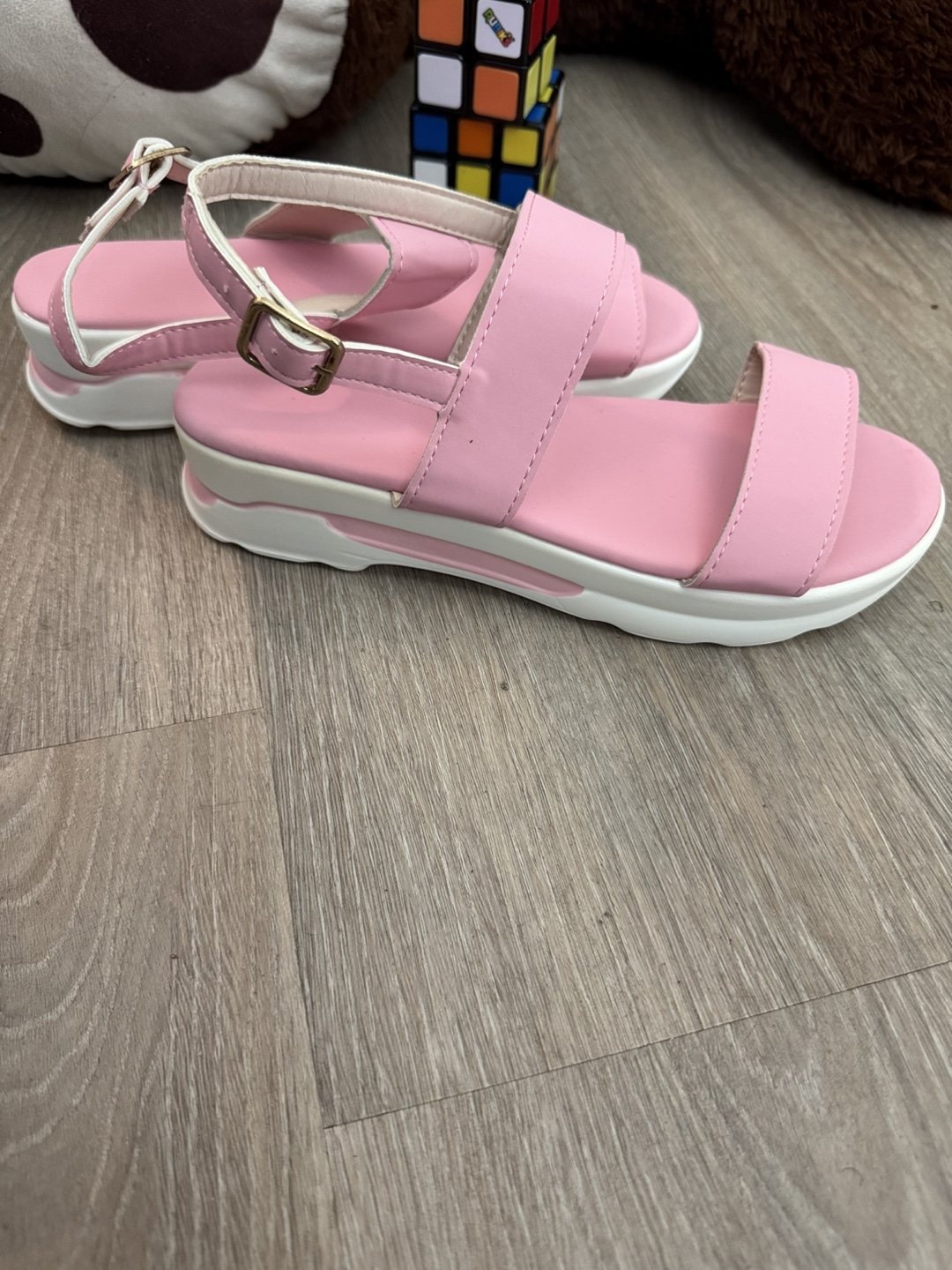 Pink Flat Sandals Size 37 - photo 2