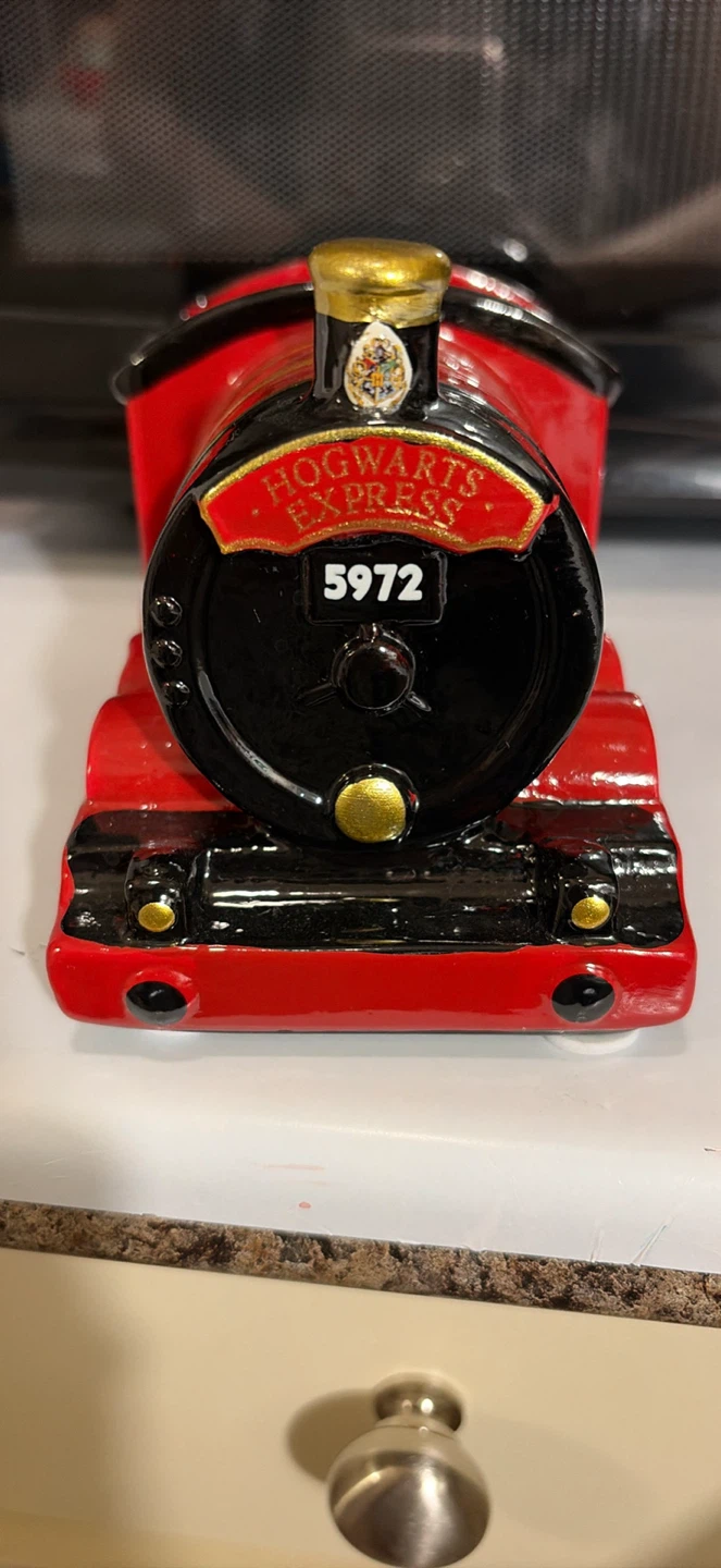 Vintage design Harry Potter Hogwarts Express Train Collectible - photo 4