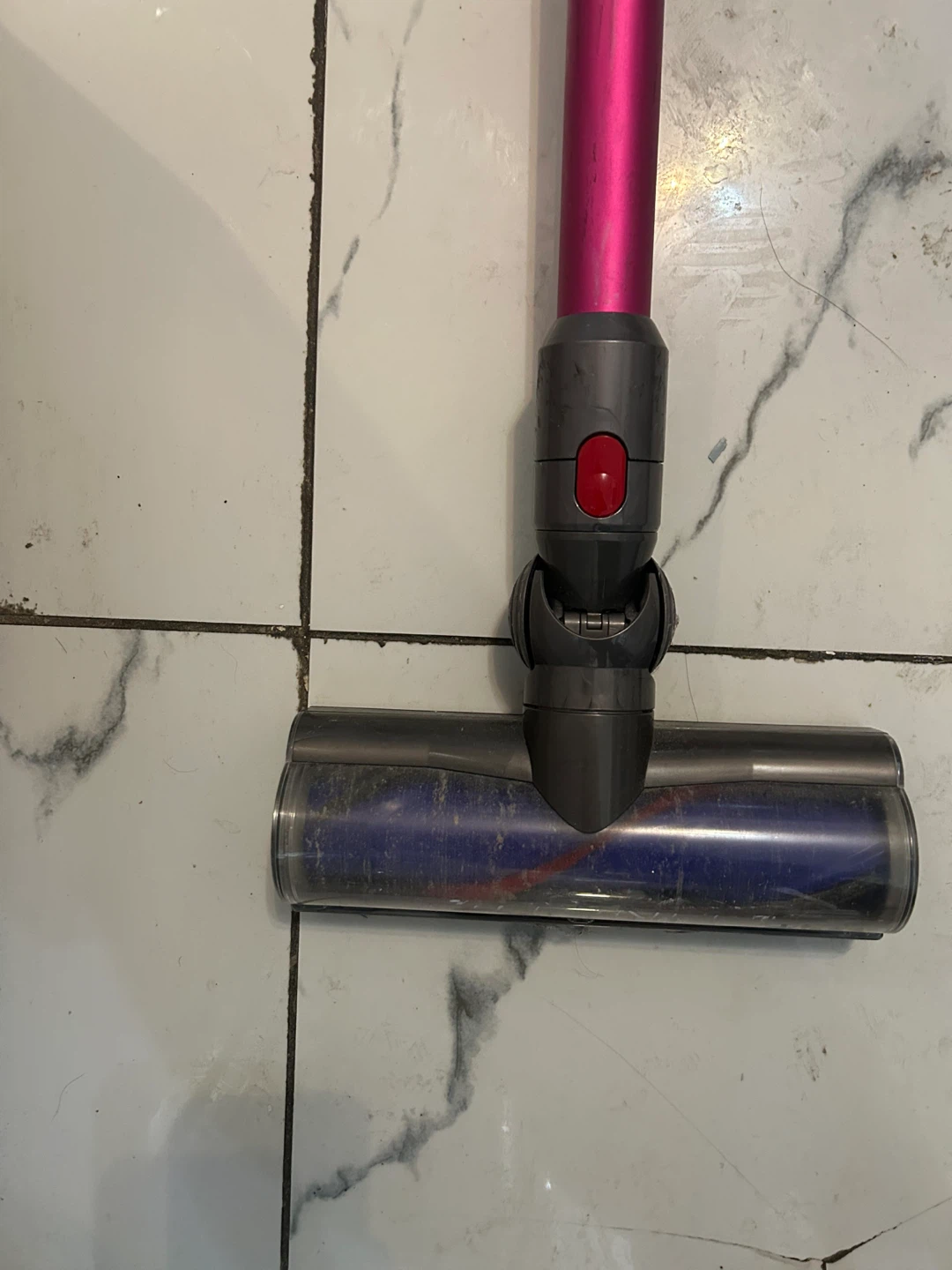 Dyson V7 Motorhead Cordless Vacuum Cleaner - Pink - photo 2