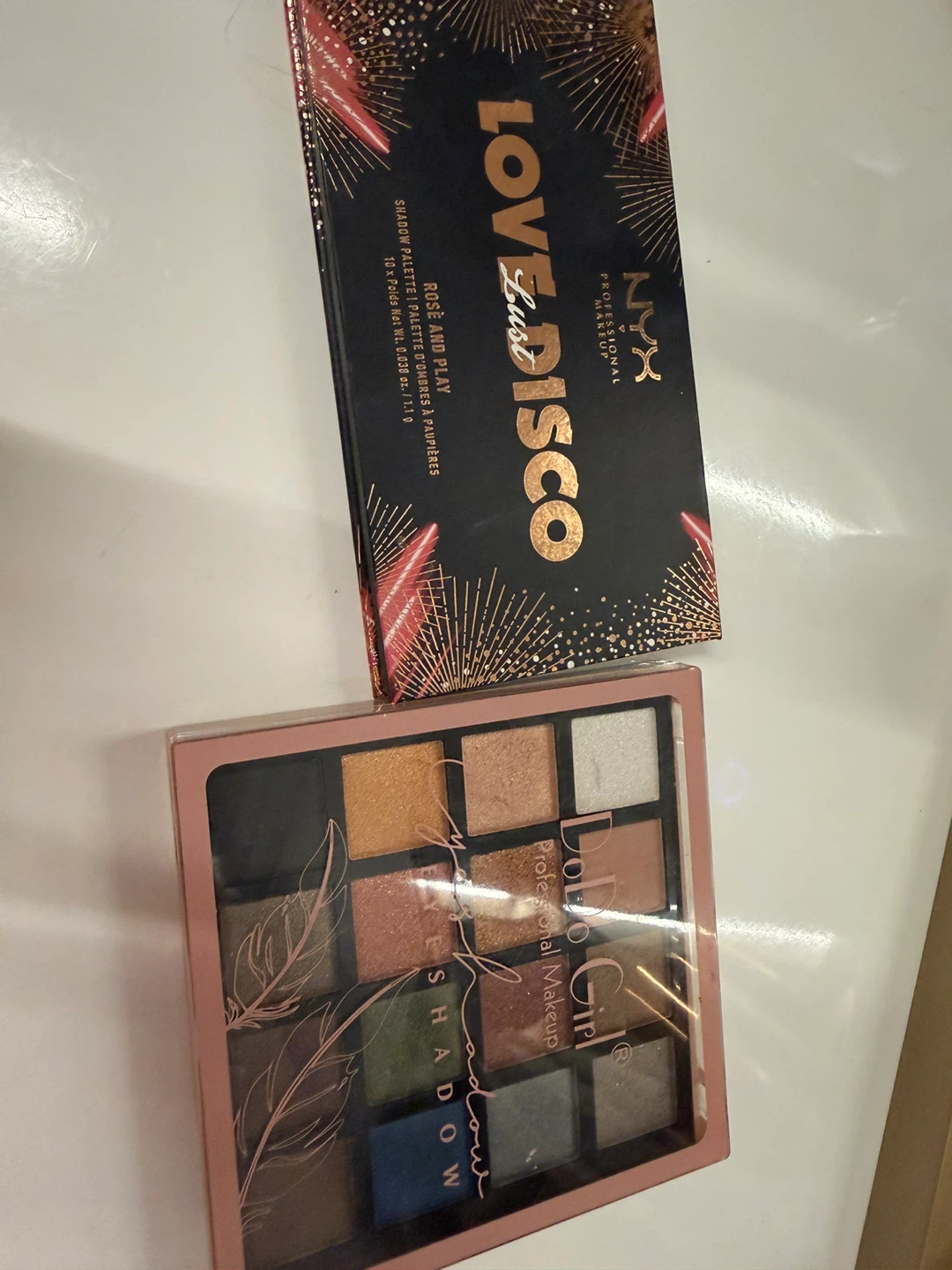 NYX Professional Makeup Eyeshadow Palette