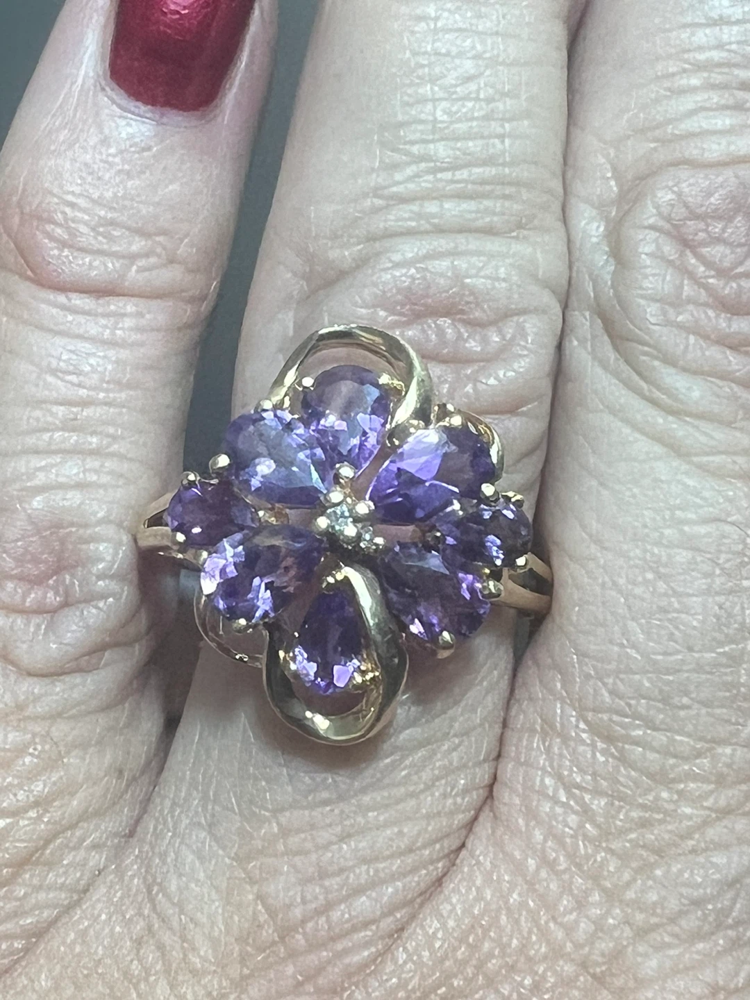 14 k Gold Amethyst Flower Ring with Diamond Accent - photo 5