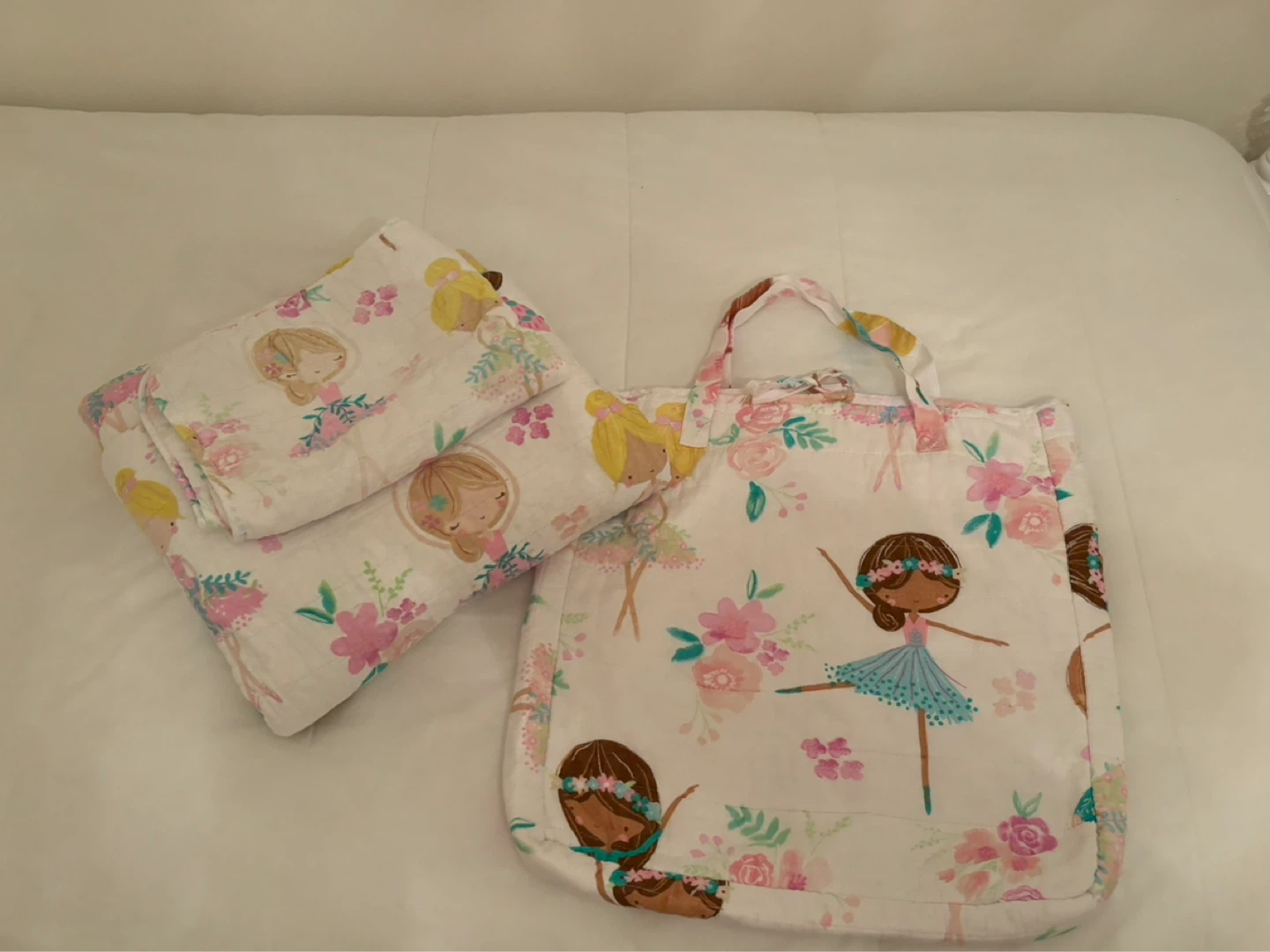 Ballerina twin Quilt Set with Pillow sham and Tote Bag - photo 3