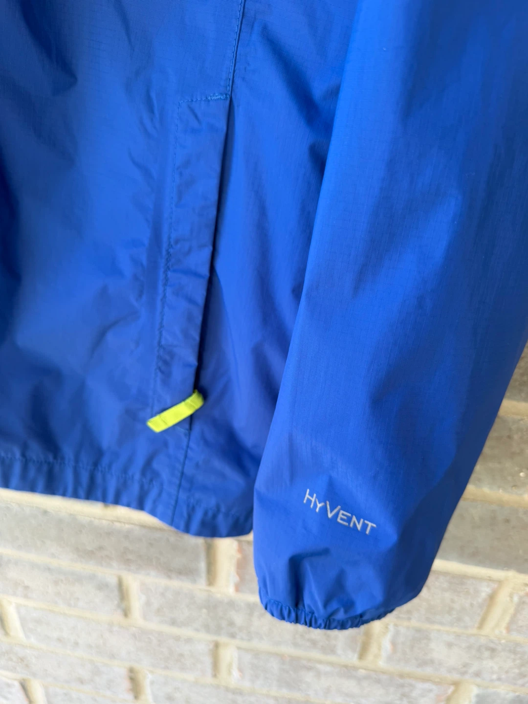 The North Face HyVent Jacket - Boys - photo 4