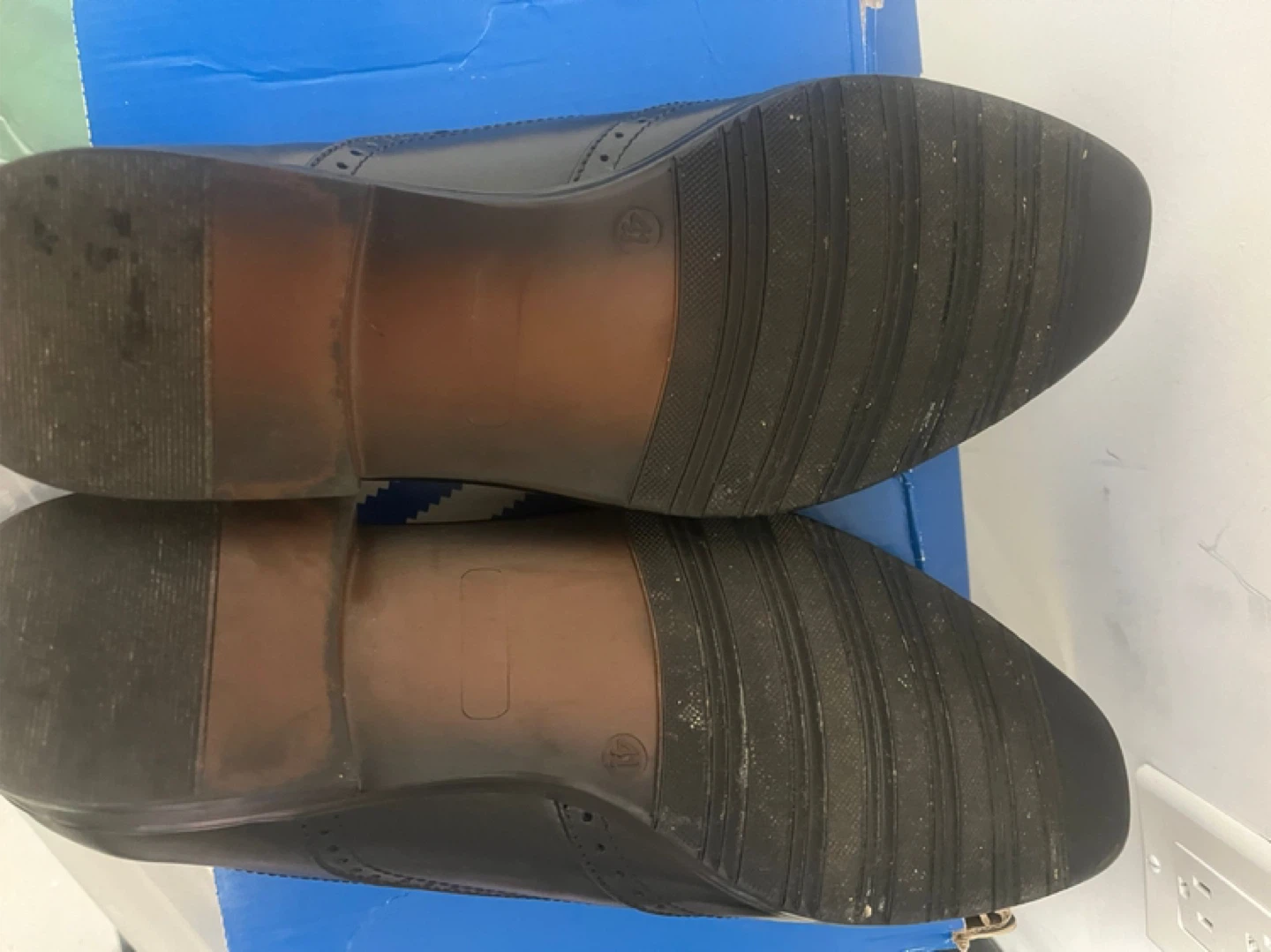 🥕 Black Wingtip Oxford Dress Shoes