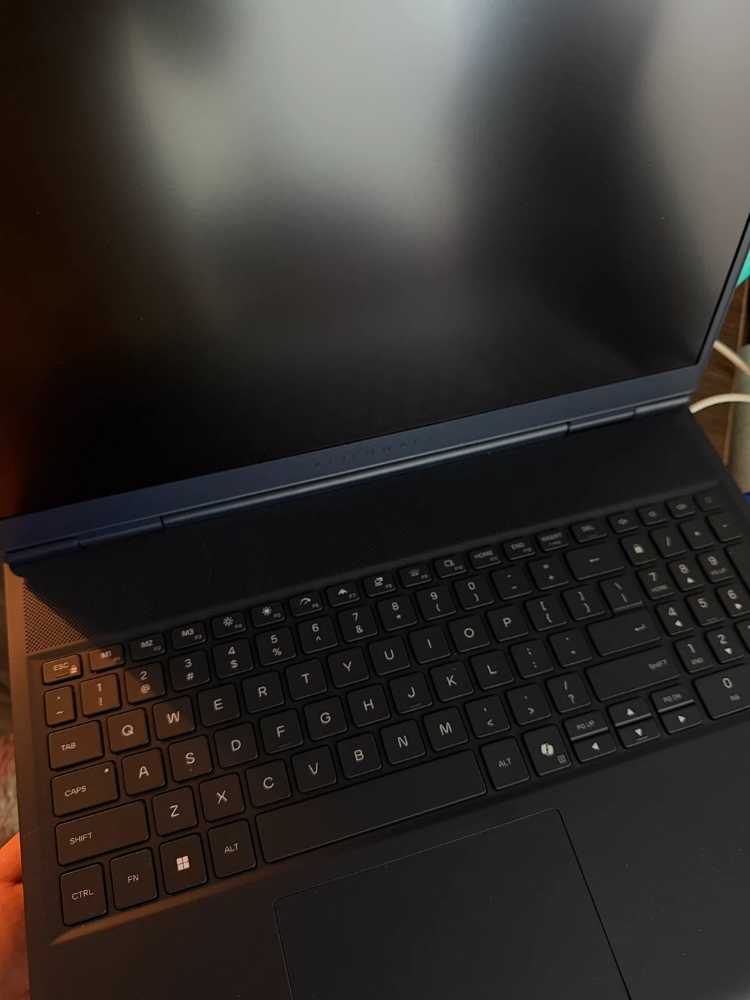 Alienware 16X Aurora Gaming Laptop - photo 2