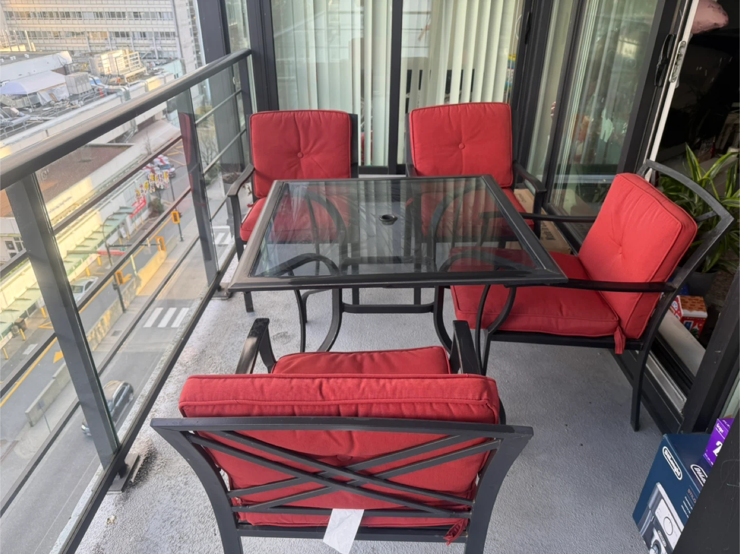 Glass Top Patio Table and 4 Chairs Set