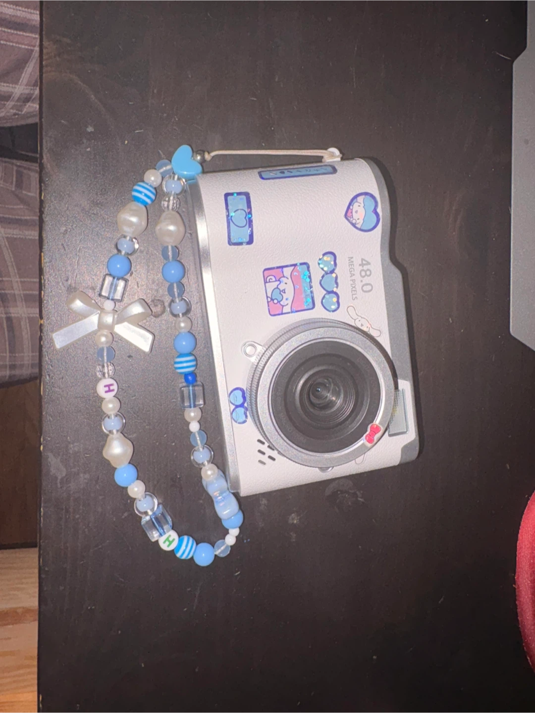 White 48.0 Megapixels Digital Camera with Charm - photo 2