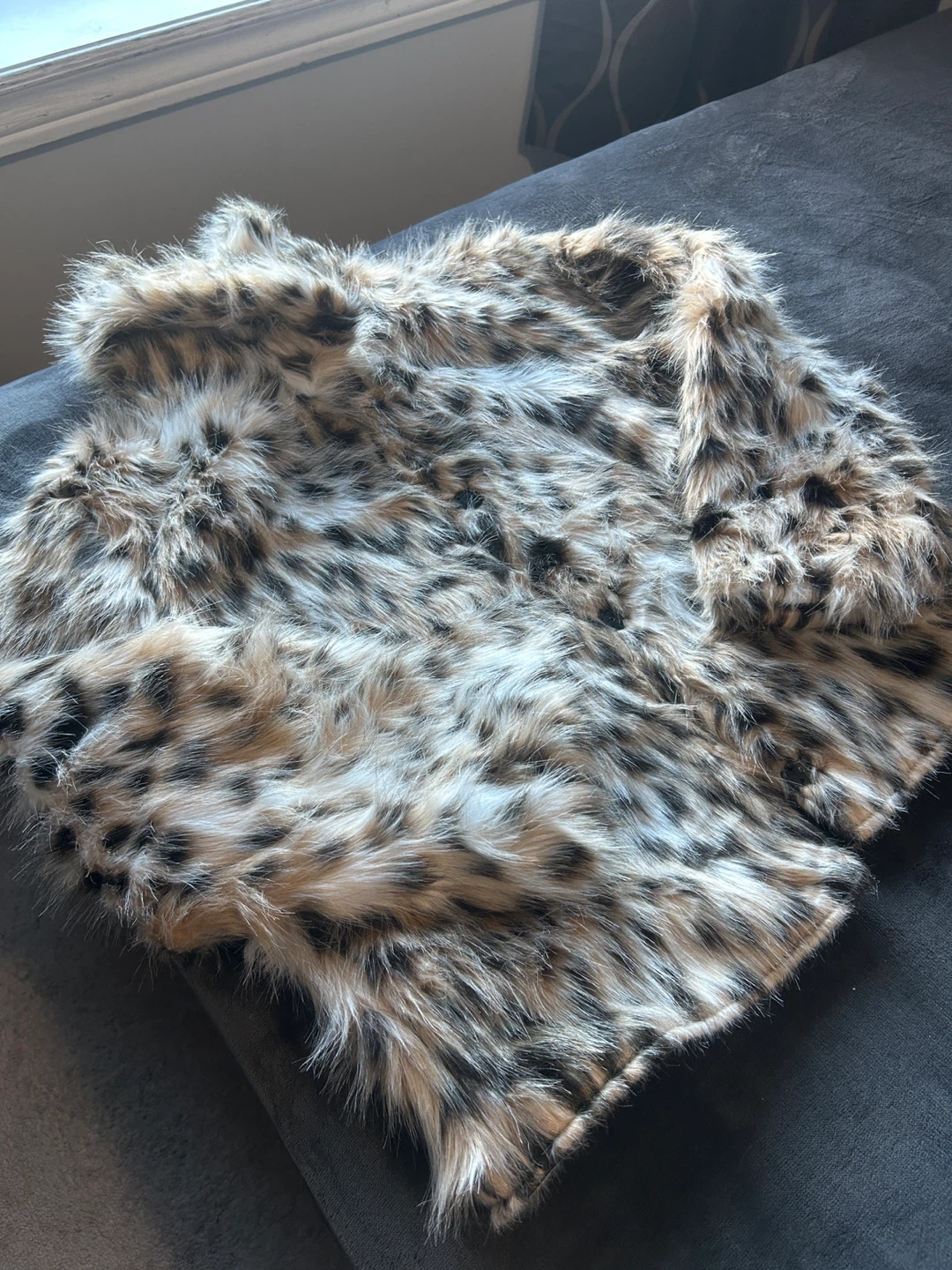 Faux Fur leopard print jacket