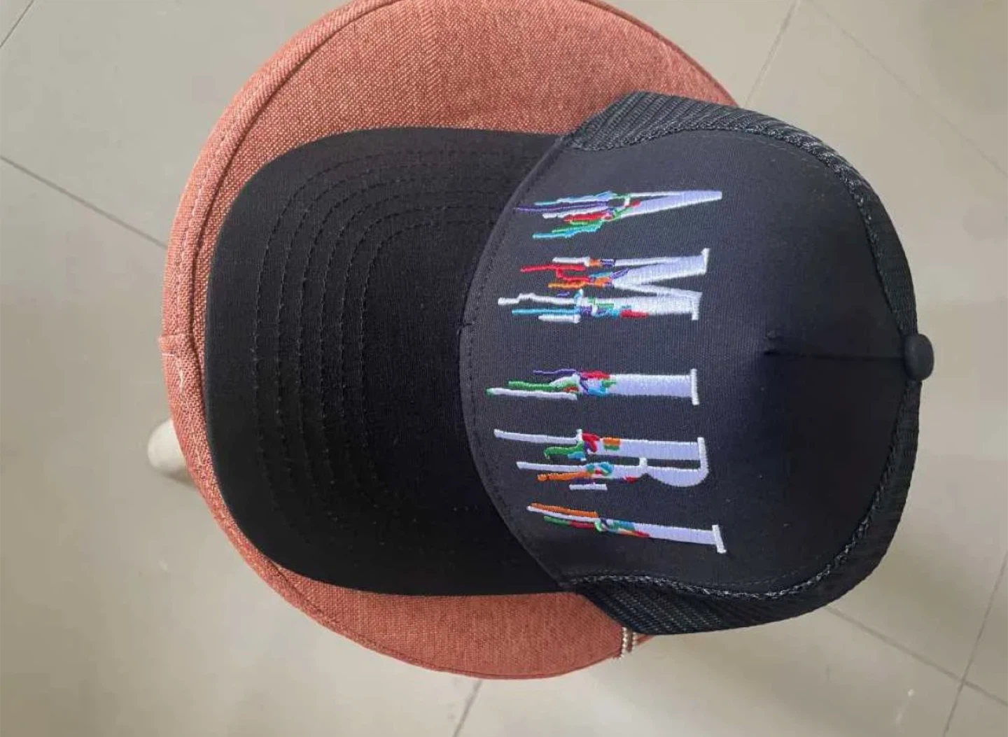 Amiri hat