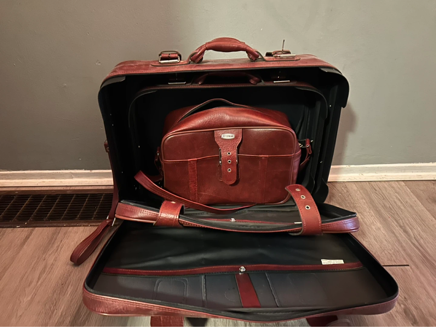 Vintage Red Jet Stream Faux Leather Carry-On Luggage Set