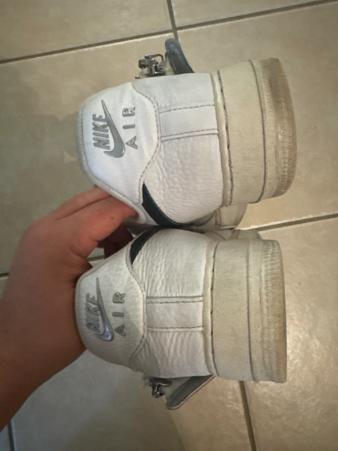 Nike Air Force 1 Shoes - photo 3