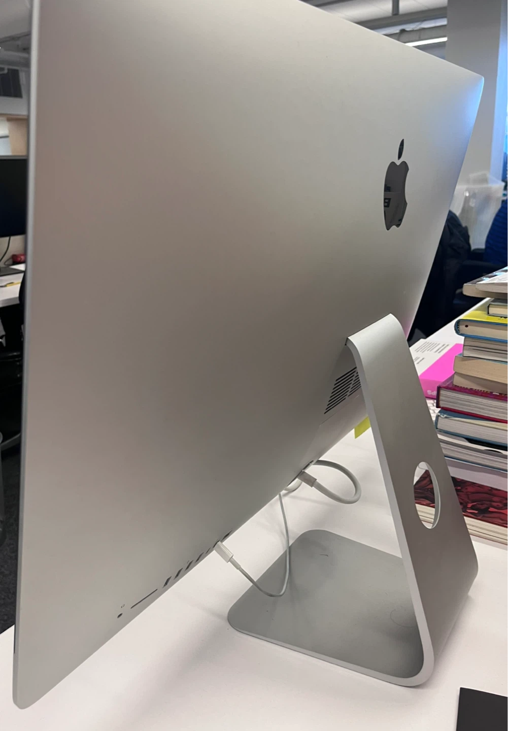 Apple iMac 27-inch | Memory 32GB, Storage 500GB - photo 2