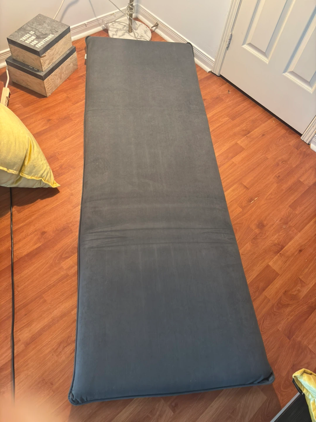 LAGO Grey Chaise Lounge Chair - photo 4