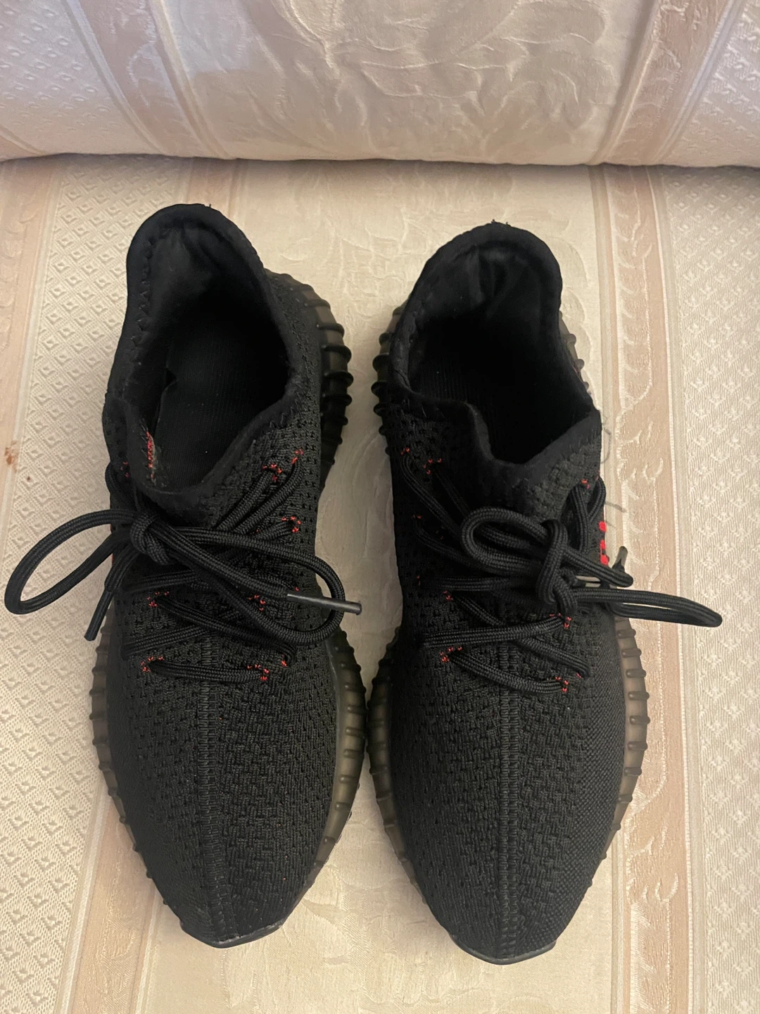 Adidas Yeezy Boost 350 V2 "Bred" - photo 4