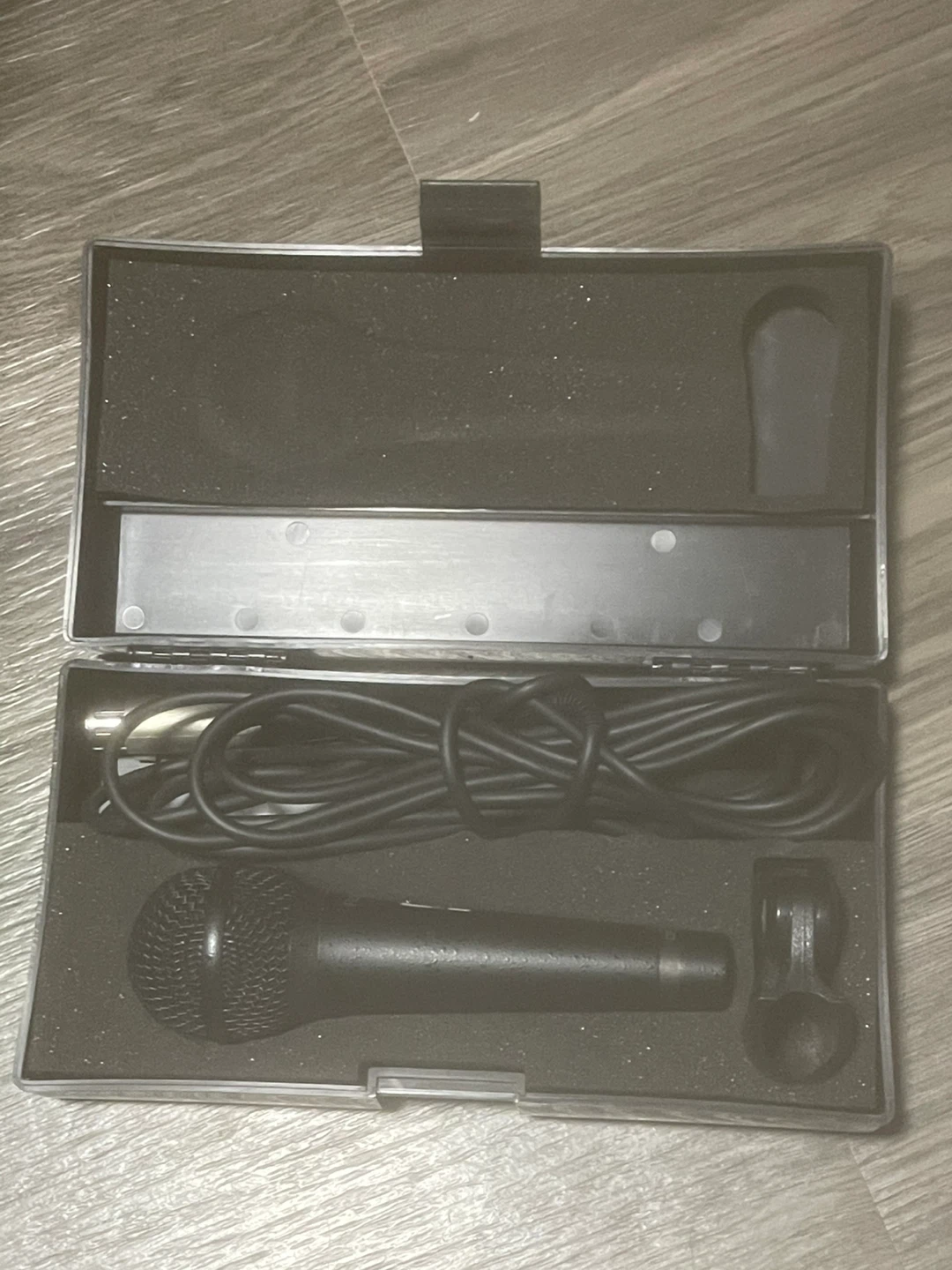 Roland DR-10 Dynamic Microphone Hyper Cardioid with Case - photo 3