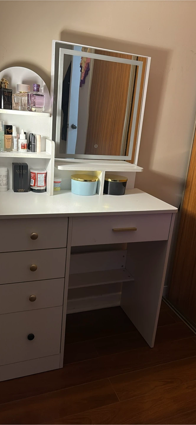 White Vanity Desk - photo 3
