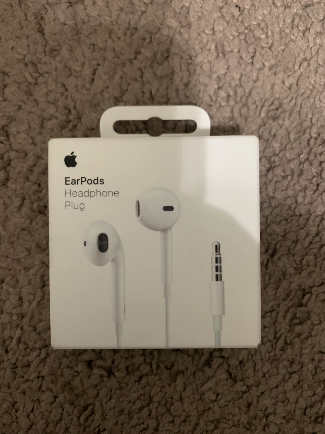 Apple EarPods with 3.5 mm Headphone Plug