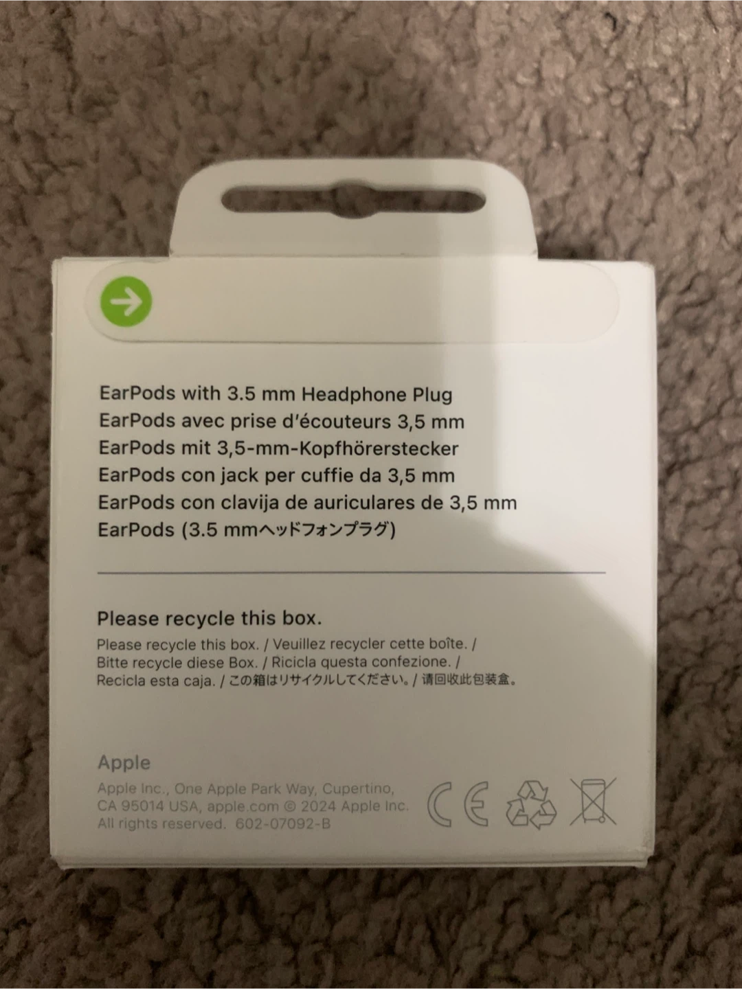 Apple EarPods with 3.5 mm Headphone Plug - photo 3