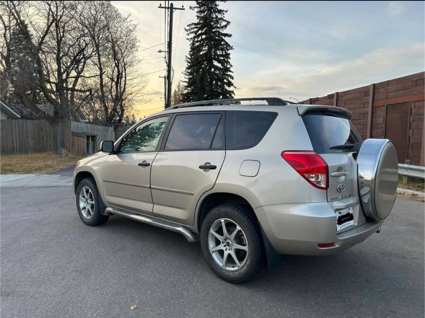 2008 Toyota RAV4 - photo 3