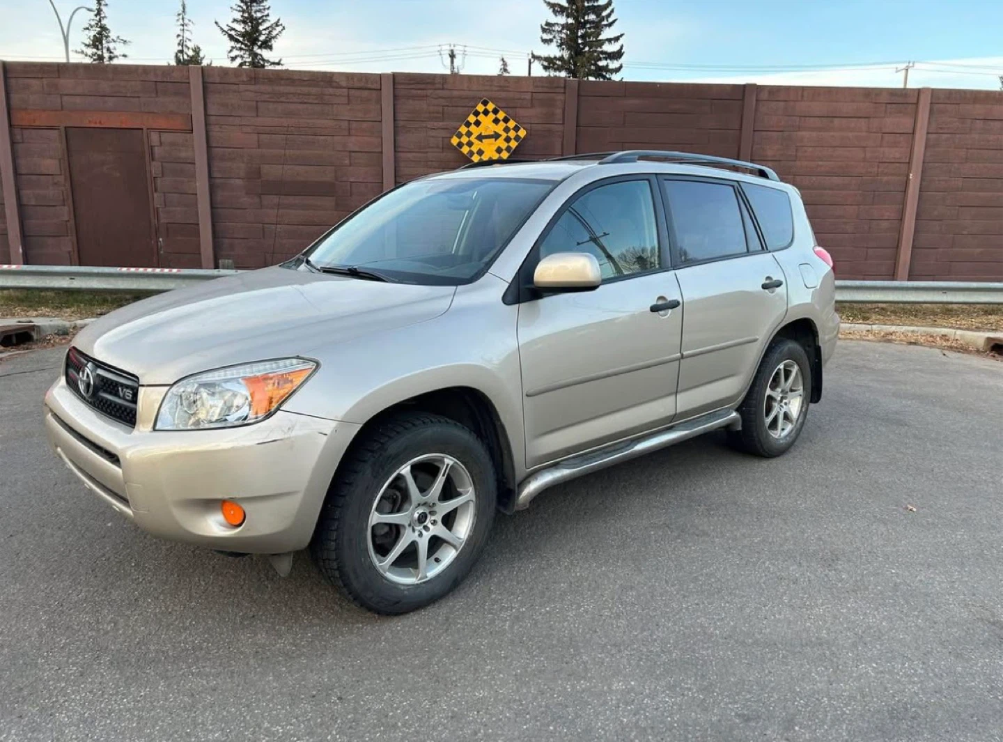 2008 Toyota RAV4 - photo 2