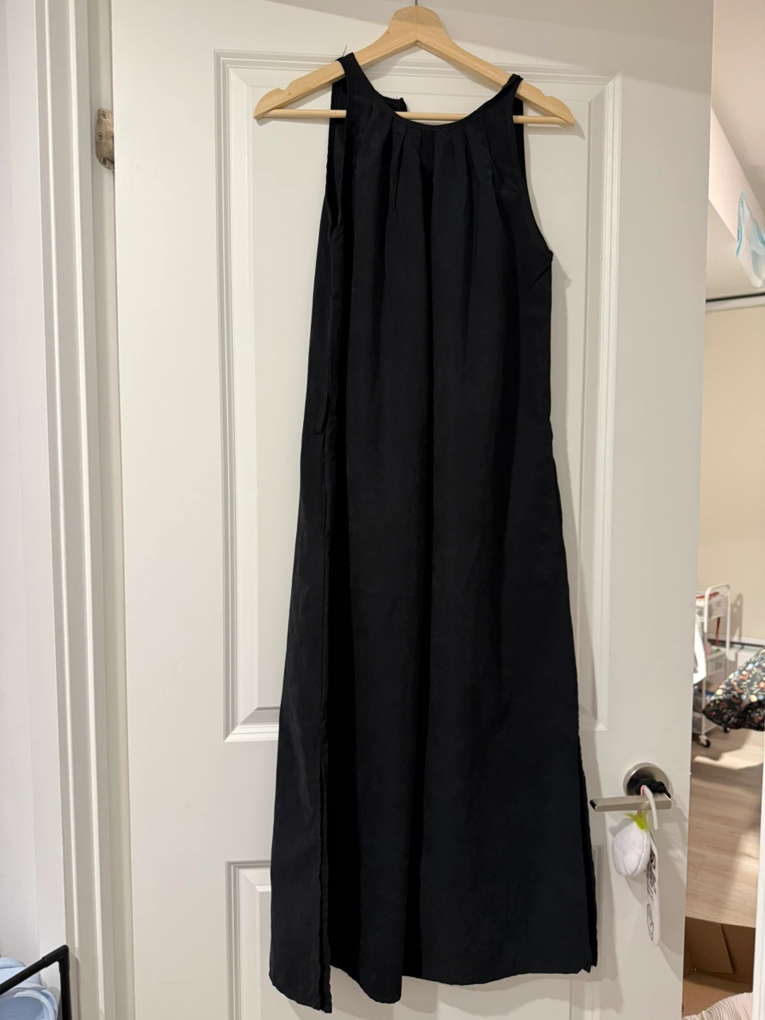 Black Sleeveless Maxi Dress