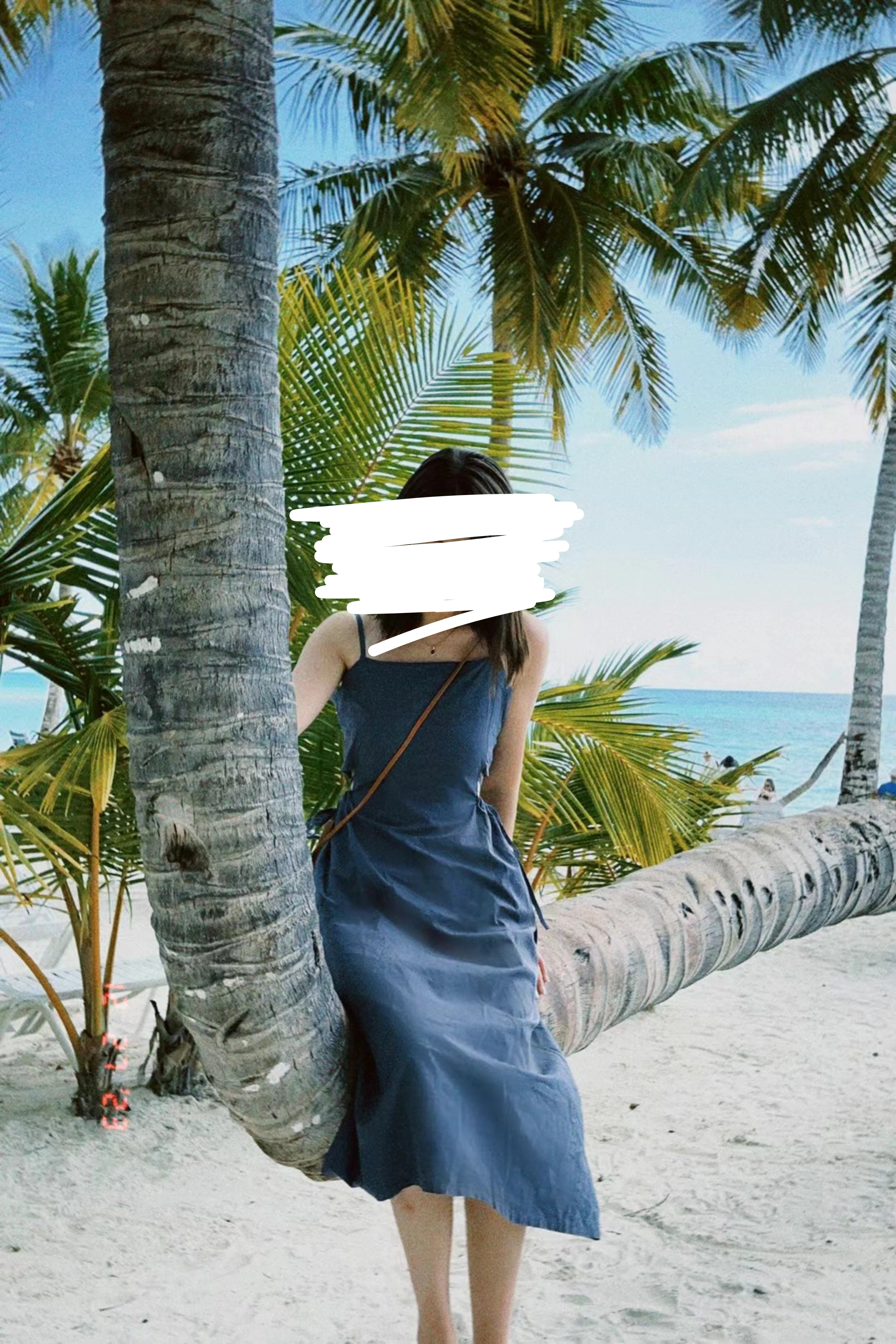 Very cute dress!! Navy Blue Midi Dress with Cut-out Details - photo 2