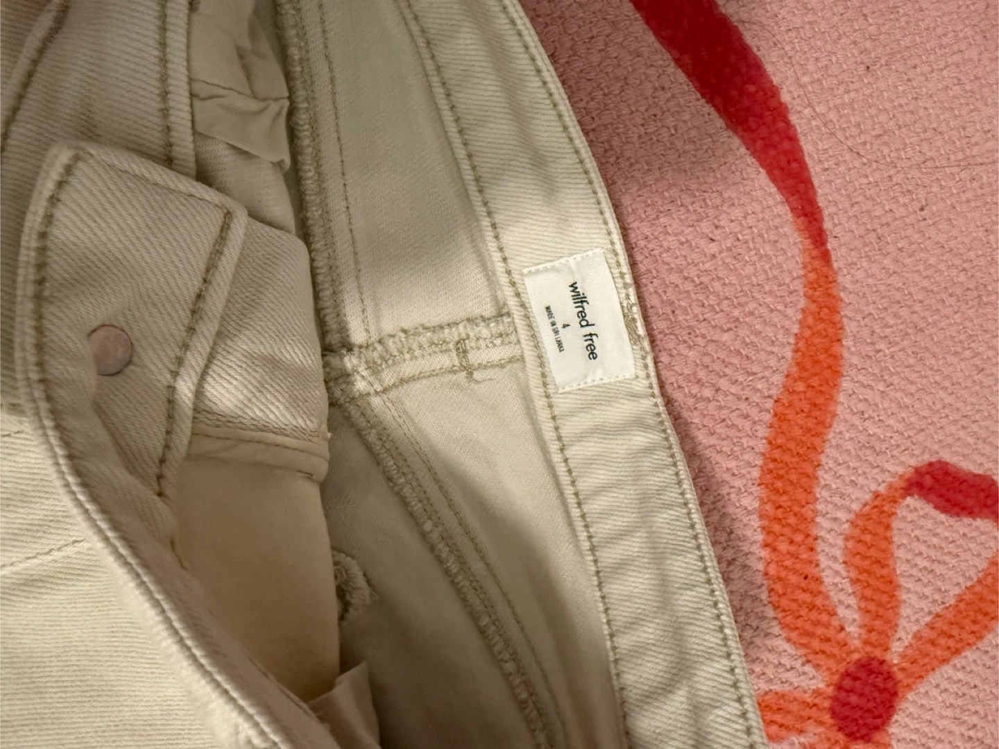 Wilfred Free beige denim shorts size 24 - photo 2