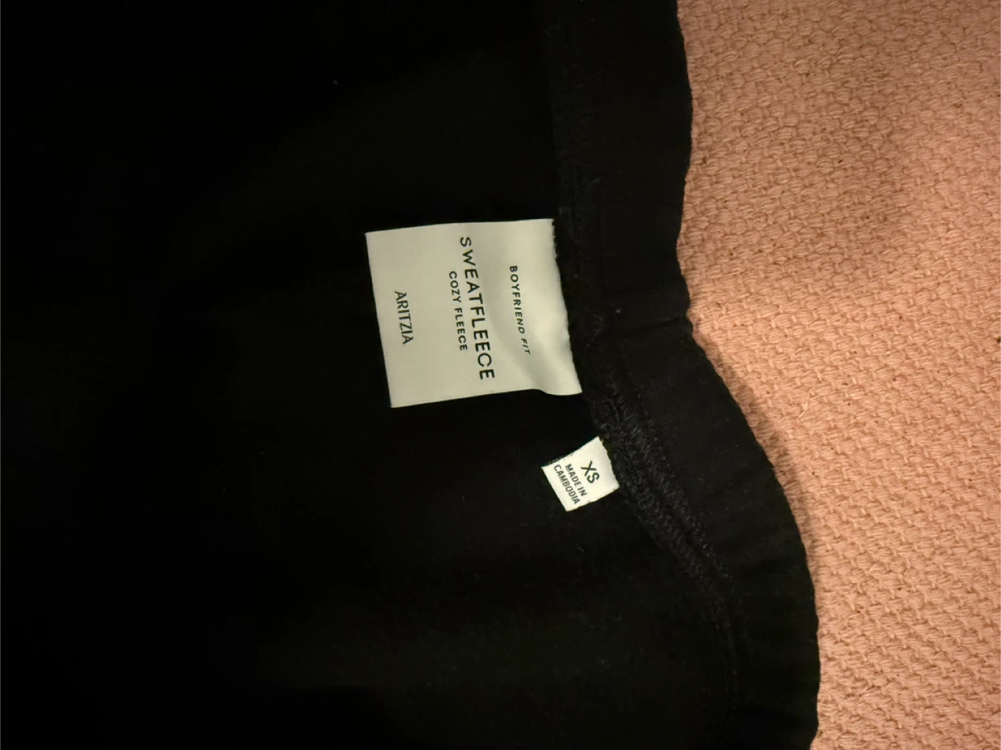 Aritzia Sweatfleece Boyfriend Fit Shorts Black XS - photo 3