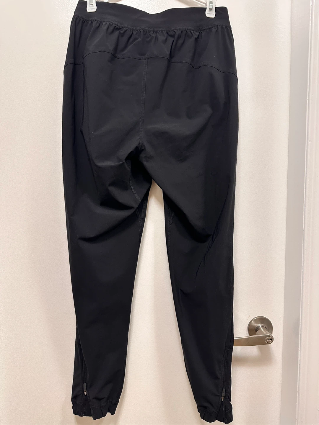 Lululemon Black Track Pants with Zippers - photo 3