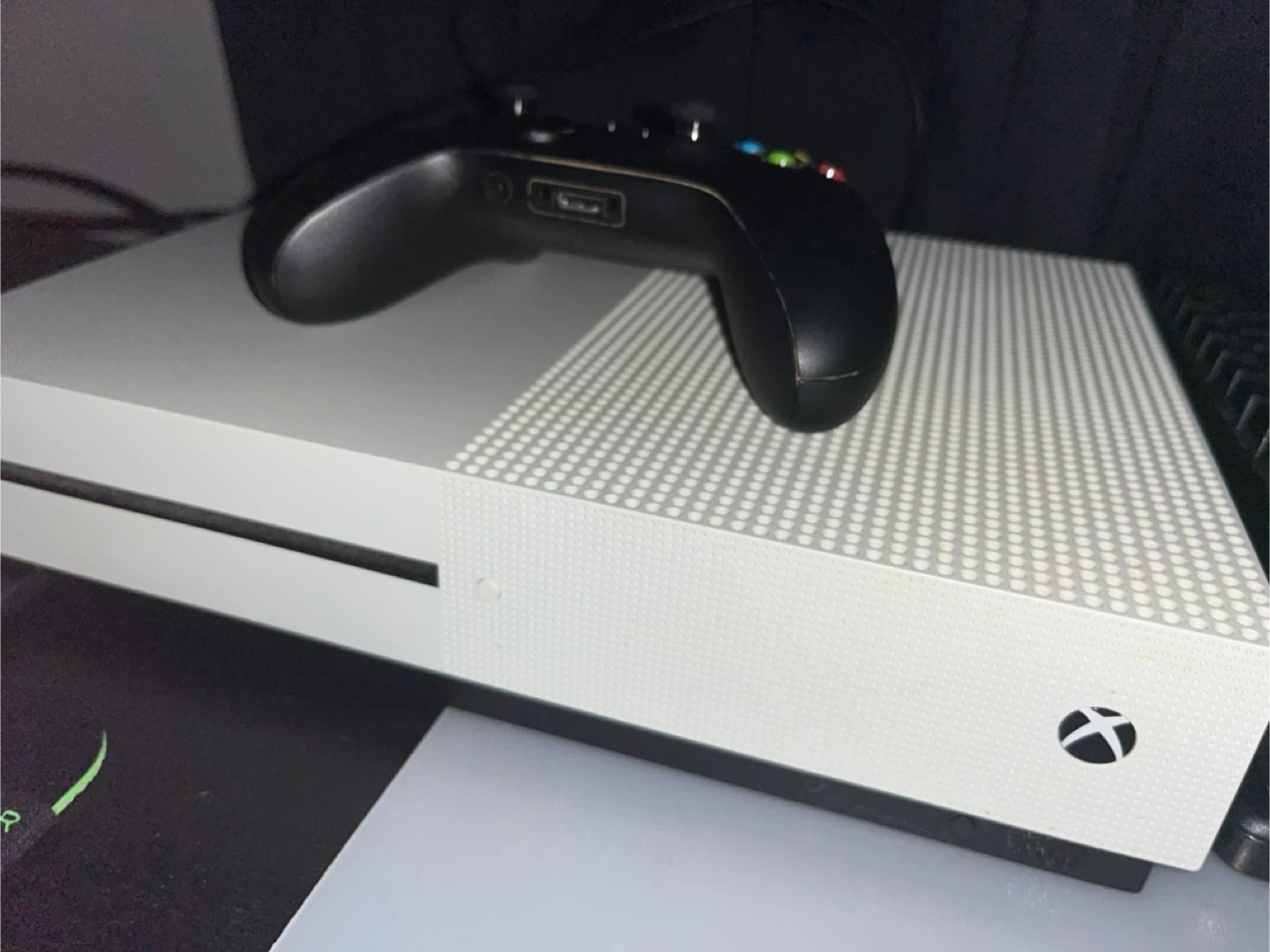Xbox One S Console with Controller (Great Deal) - photo 3