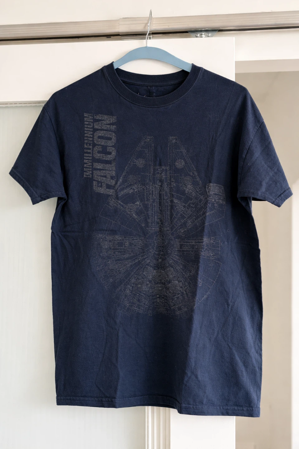 Star Wars Millennium Falcon Tee (Men’s M)