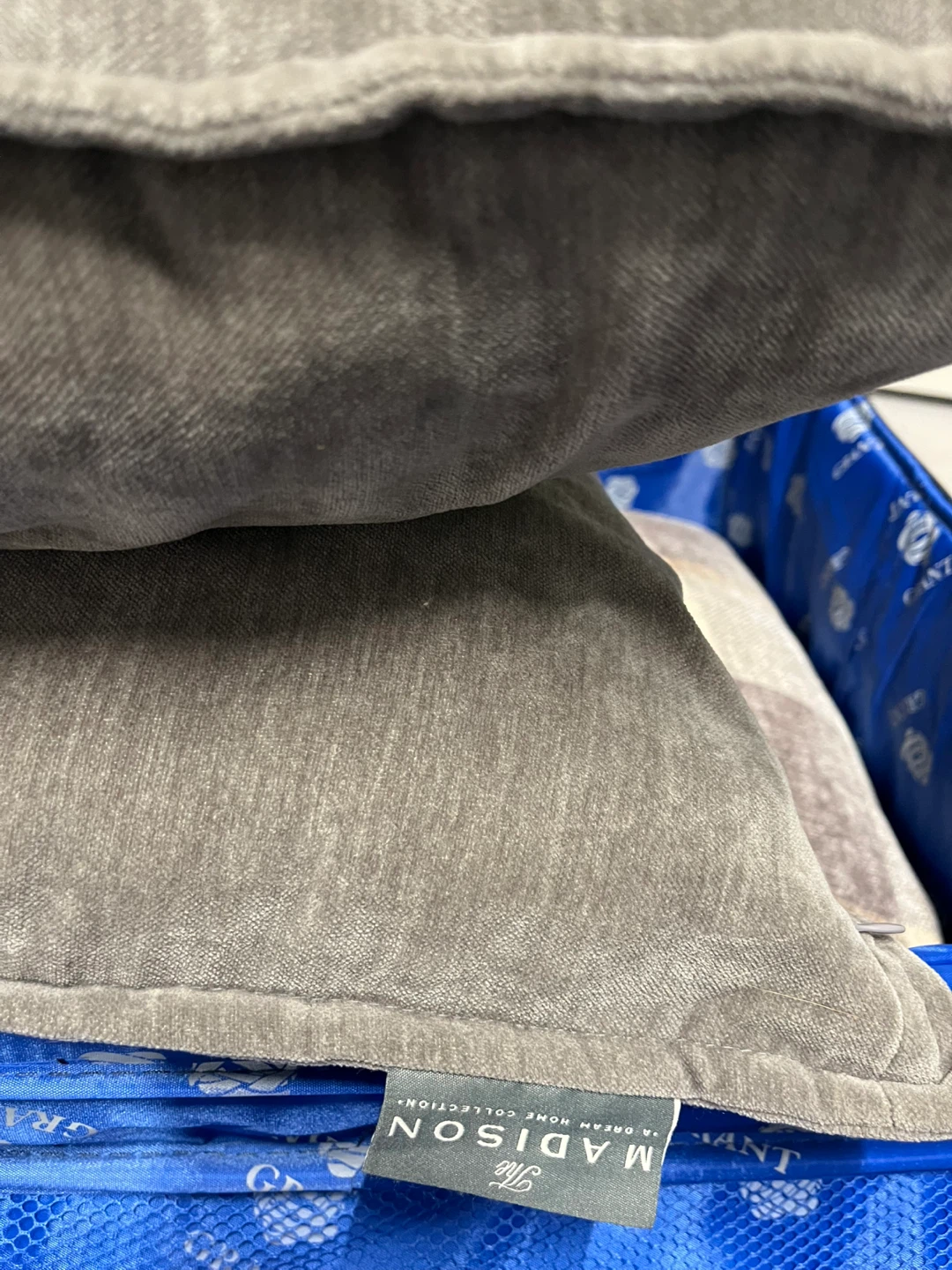 The Madison Collection Throw Pillows (2) - photo 5