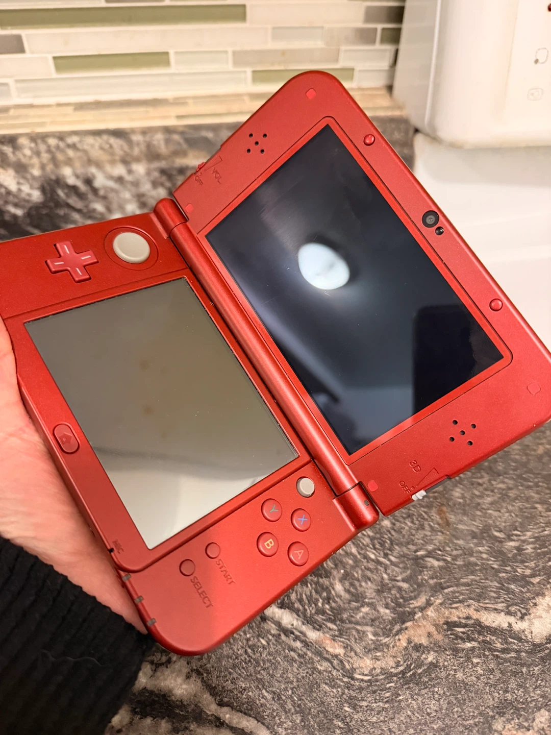 Red New Nintendo 3DS XL-Dual IPS - photo 3
