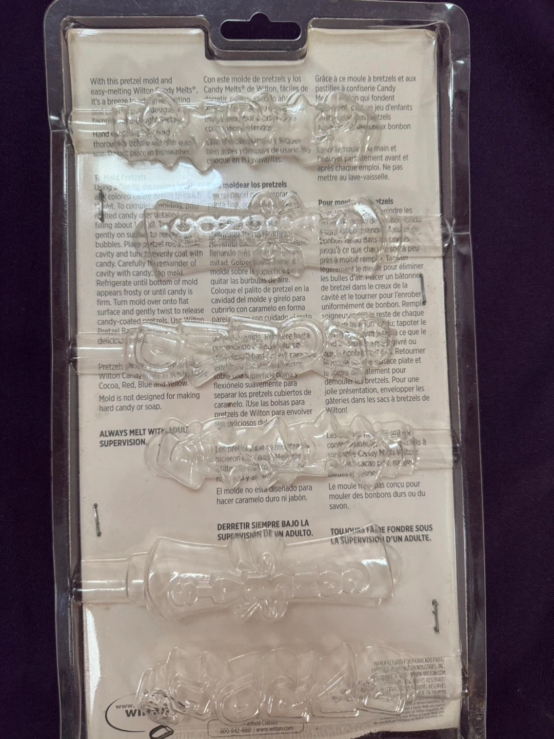 FREE Wilton Graduation Pretzel Mold - photo 2
