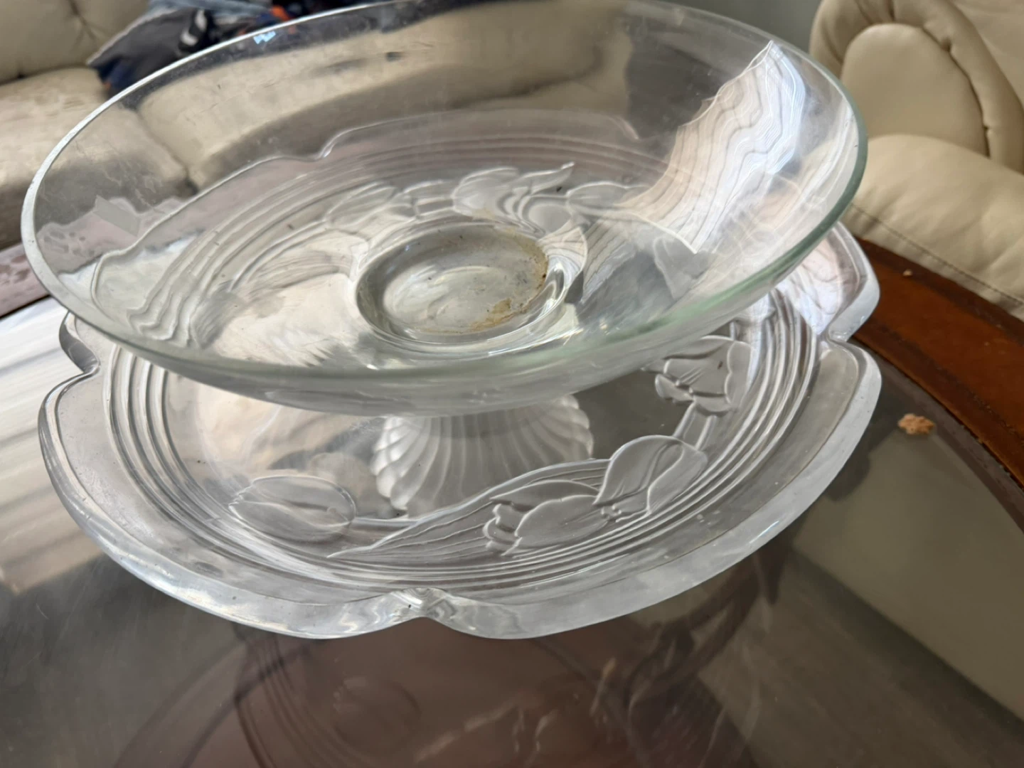 Collection of decorative glass bowls and cake stand - photo 4