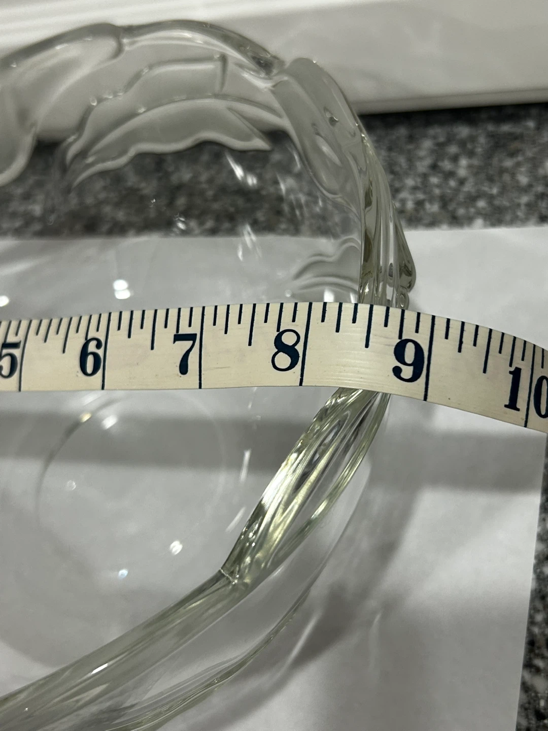 Solid Glass Leaf Bowl 9” Serving Dish 🥕 - photo 4