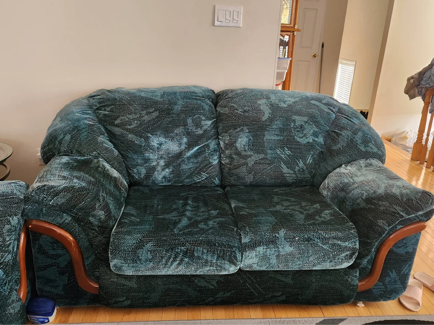 Free / Green Floral Sofa and Loveseat Set - photo 2