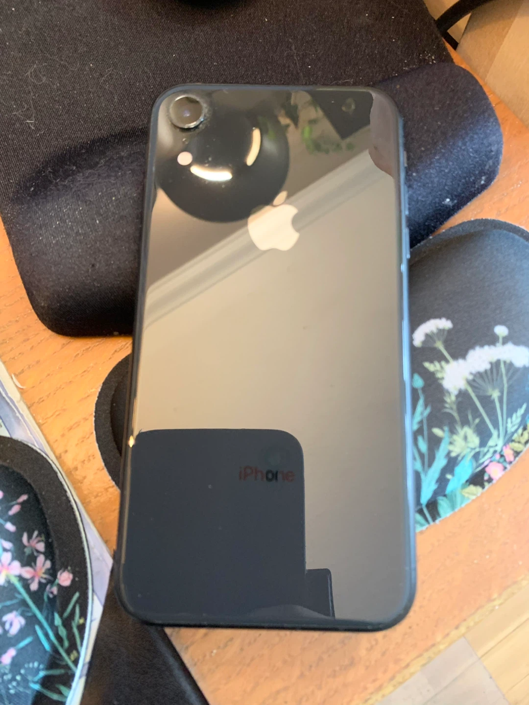 iPhone XR Black 64GB Gently Used Unlocked with box - photo 3