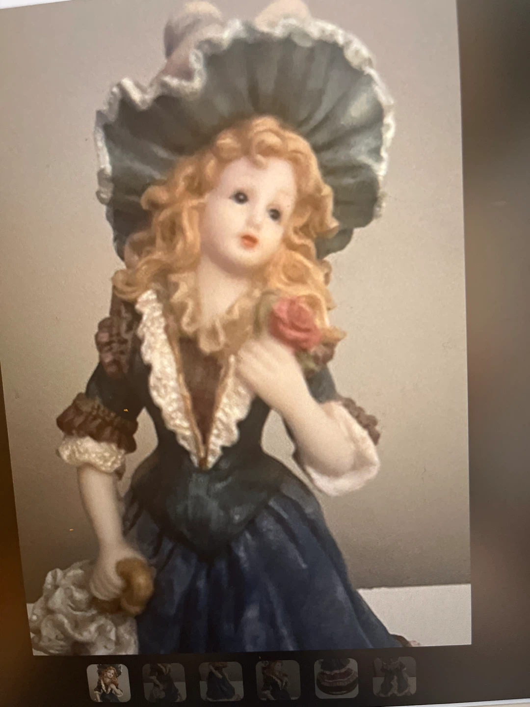 Da Vinci Decorative Figurine of a victorian lady - photo 2