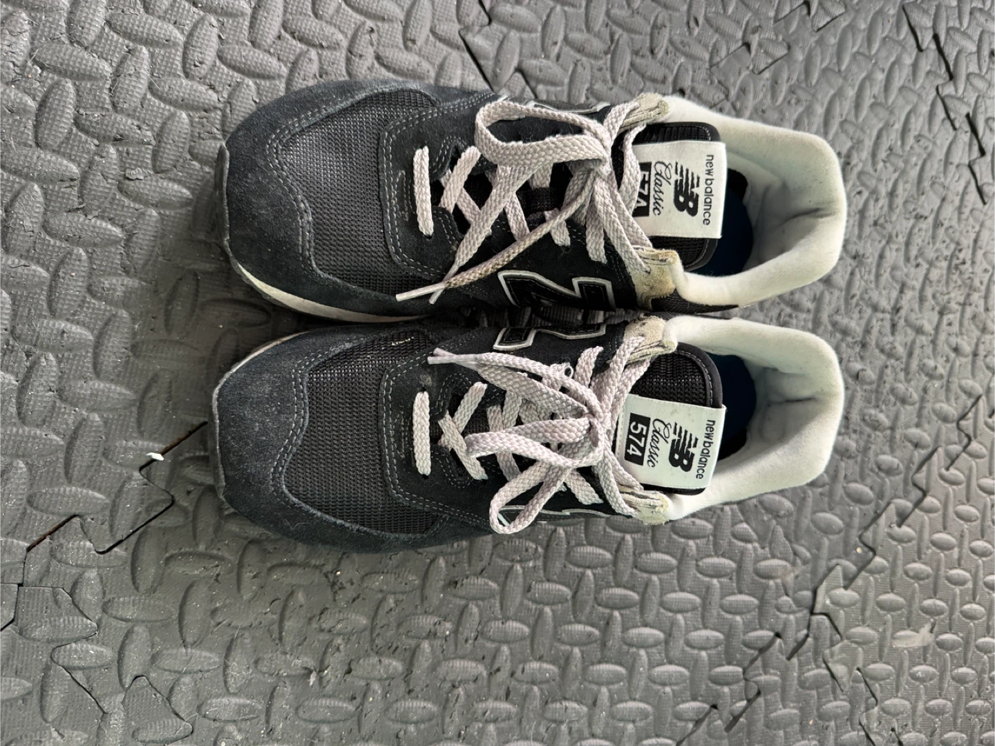 New Balance 574 Classic Running Shoes - Black - Size 8.5 US - photo 2