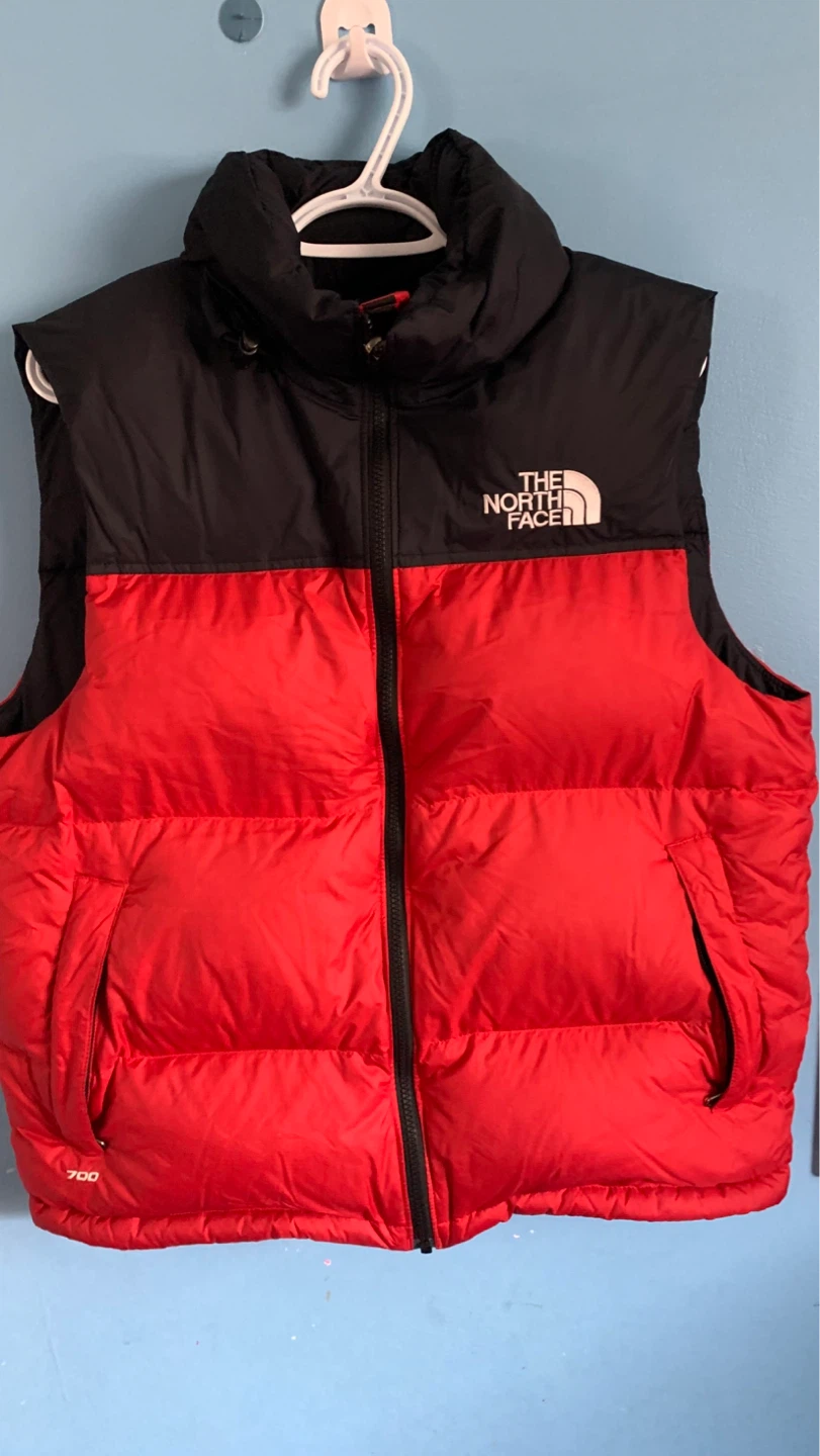 The North Face Puffer Vest - Red/Black