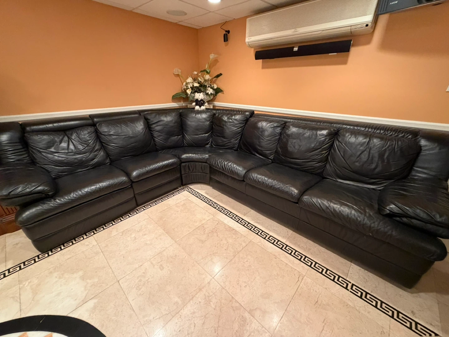 Black Leather Sectional Sofa - photo 3