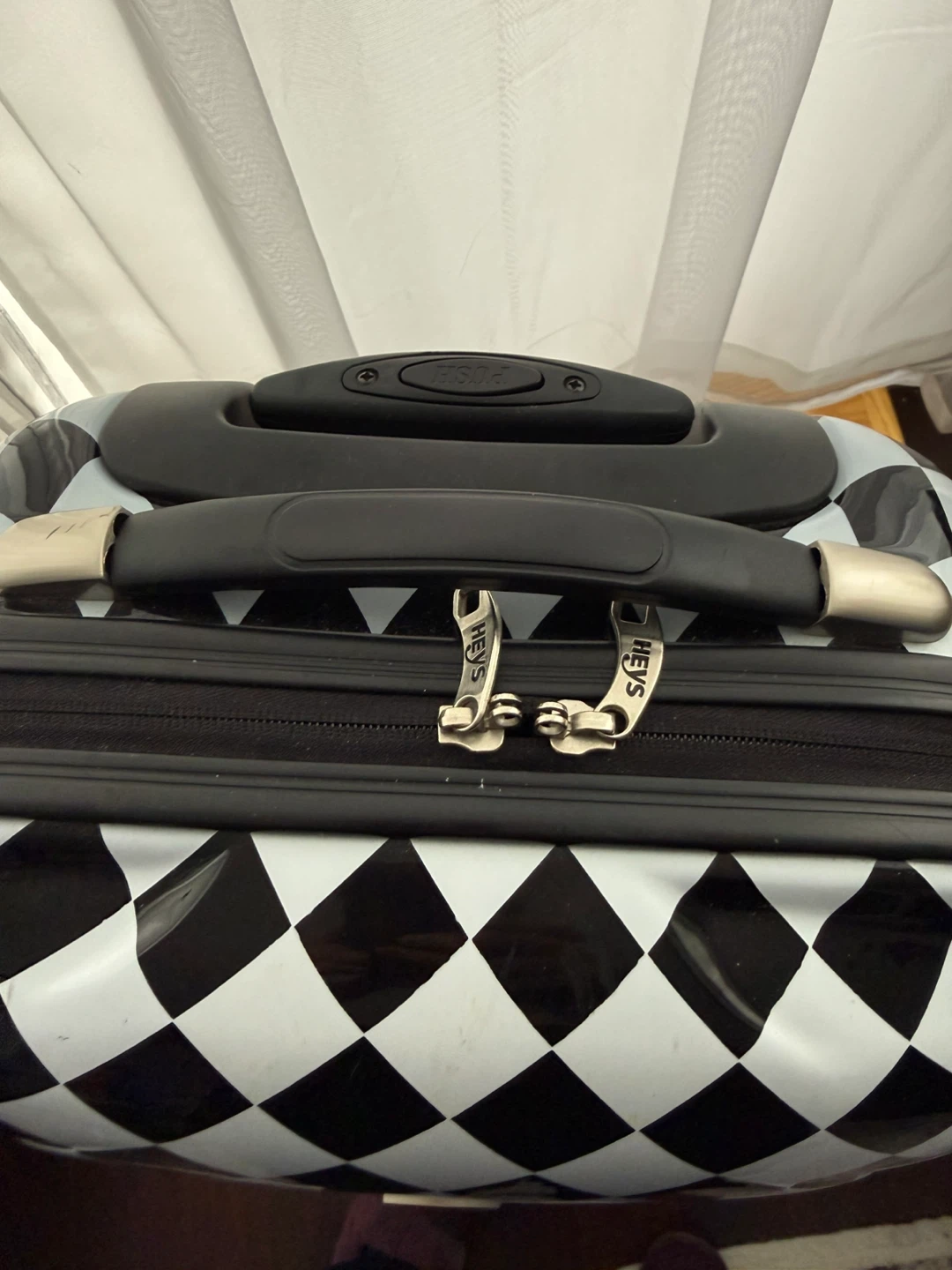 HEYS Rolling carry on Suitcase 🥕 - photo 2