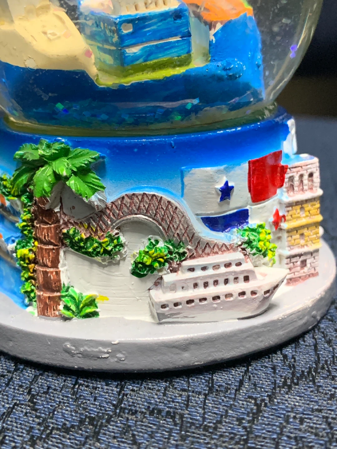 Panama Cruise Ship Snow Globe - photo 5
