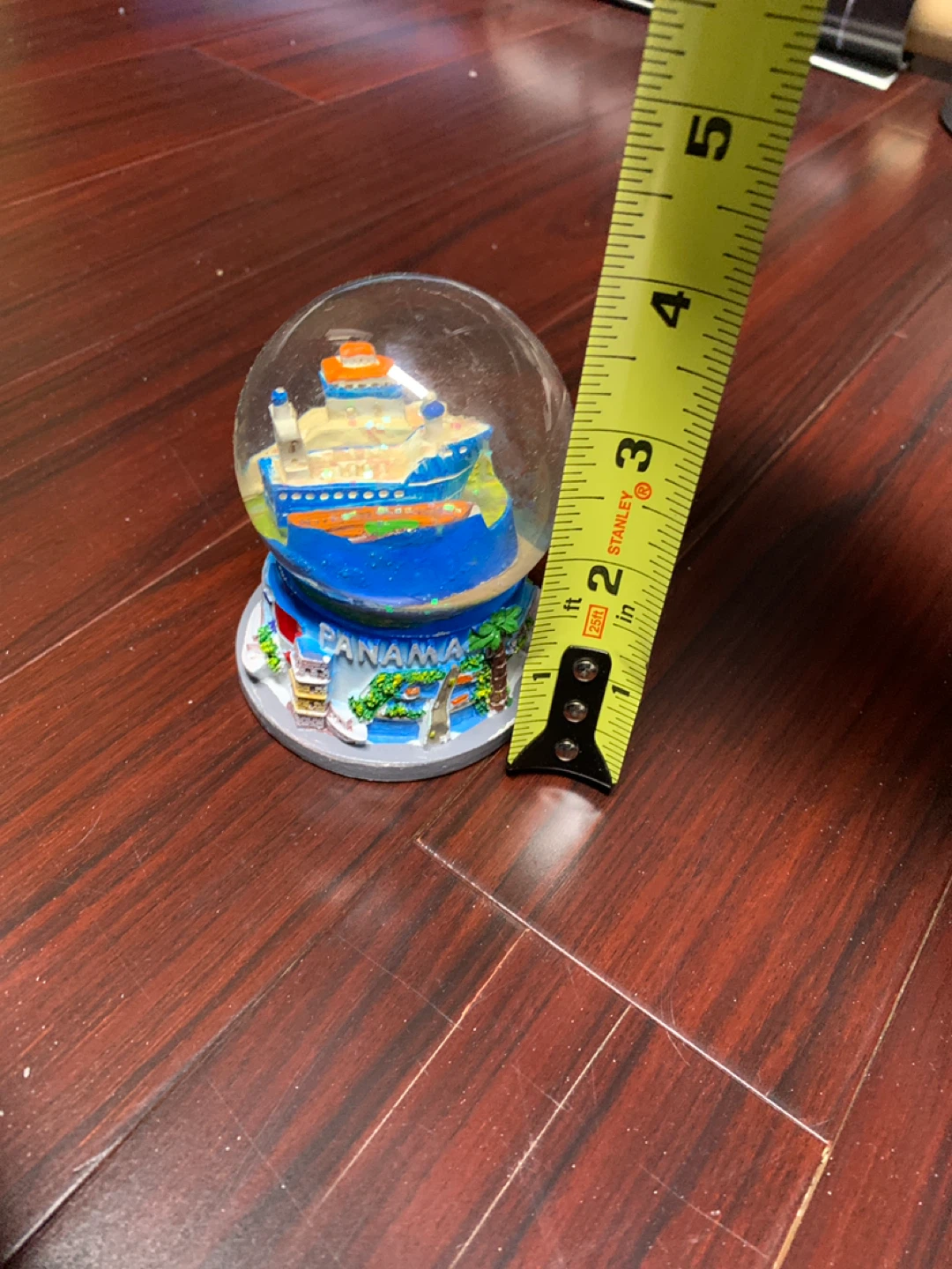 Panama Cruise Ship Snow Globe - photo 2