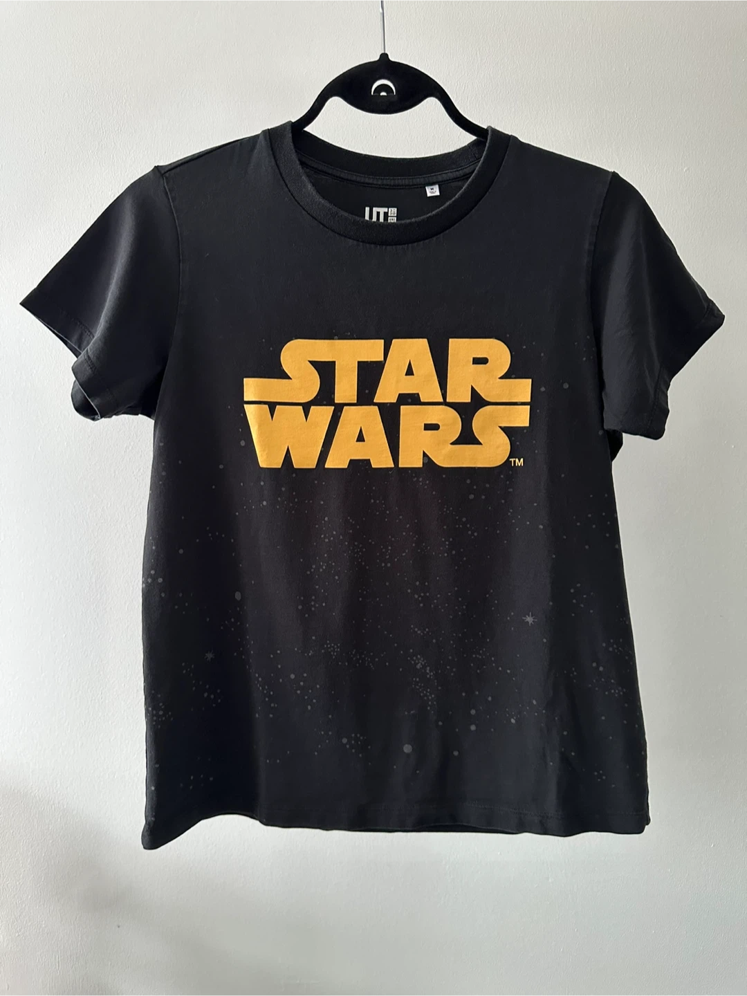 Uniqlo Star Wars The Last Jedi T-Shirt 🥕